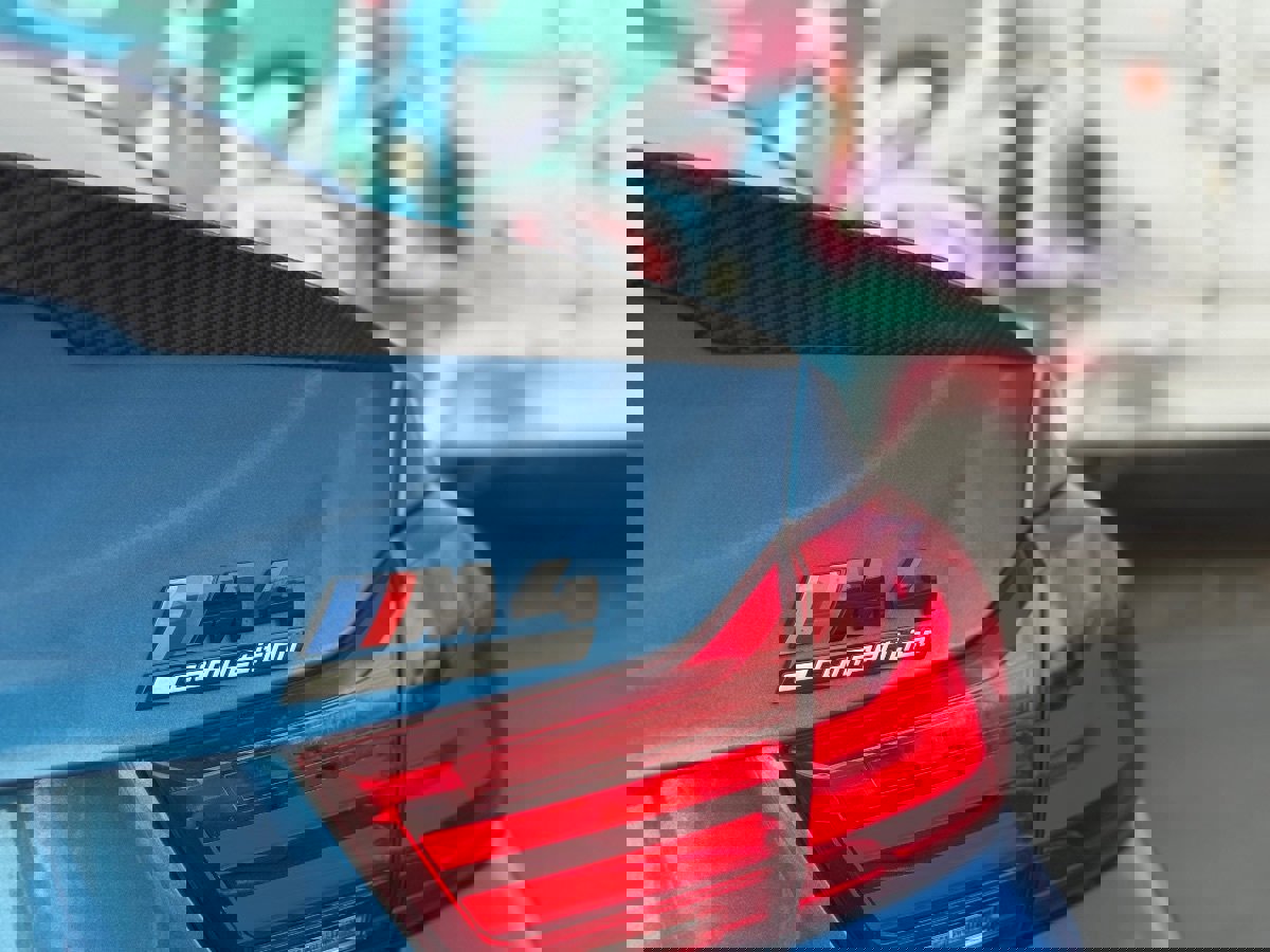 Used 2017 BMW M4 Coupe image 13