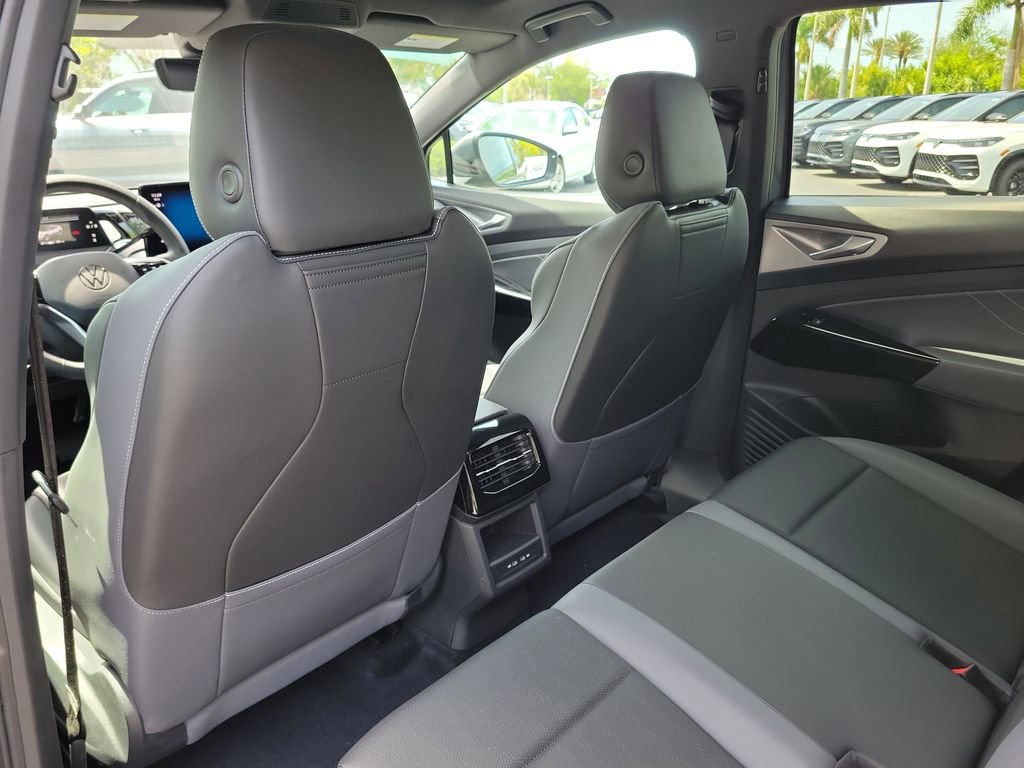 Certified 2023 Volkswagen ID.4 Pro S AWD/4WD image 12