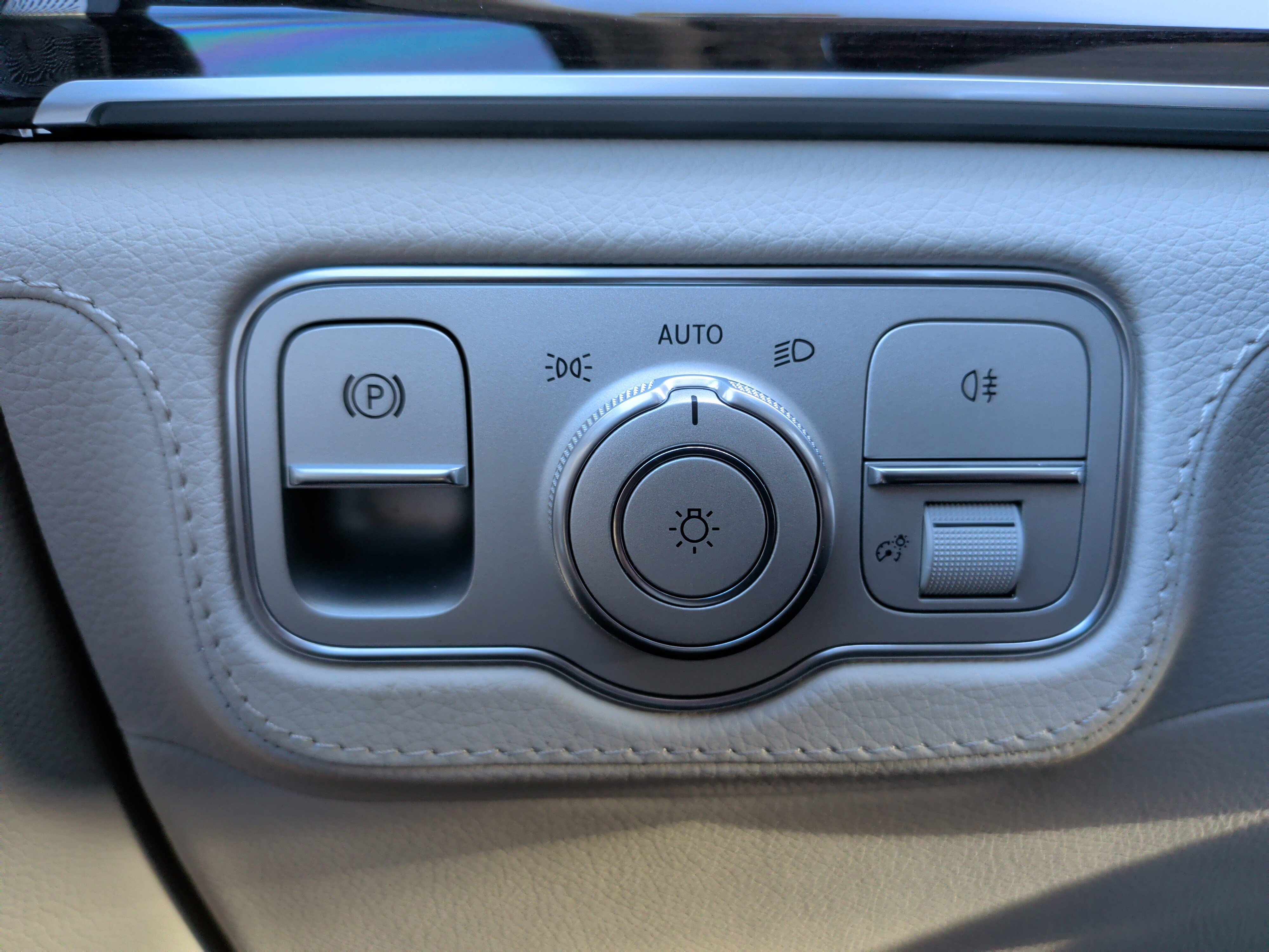 Used 2025 Mercedes-Benz GLS 450 4MATIC image 25