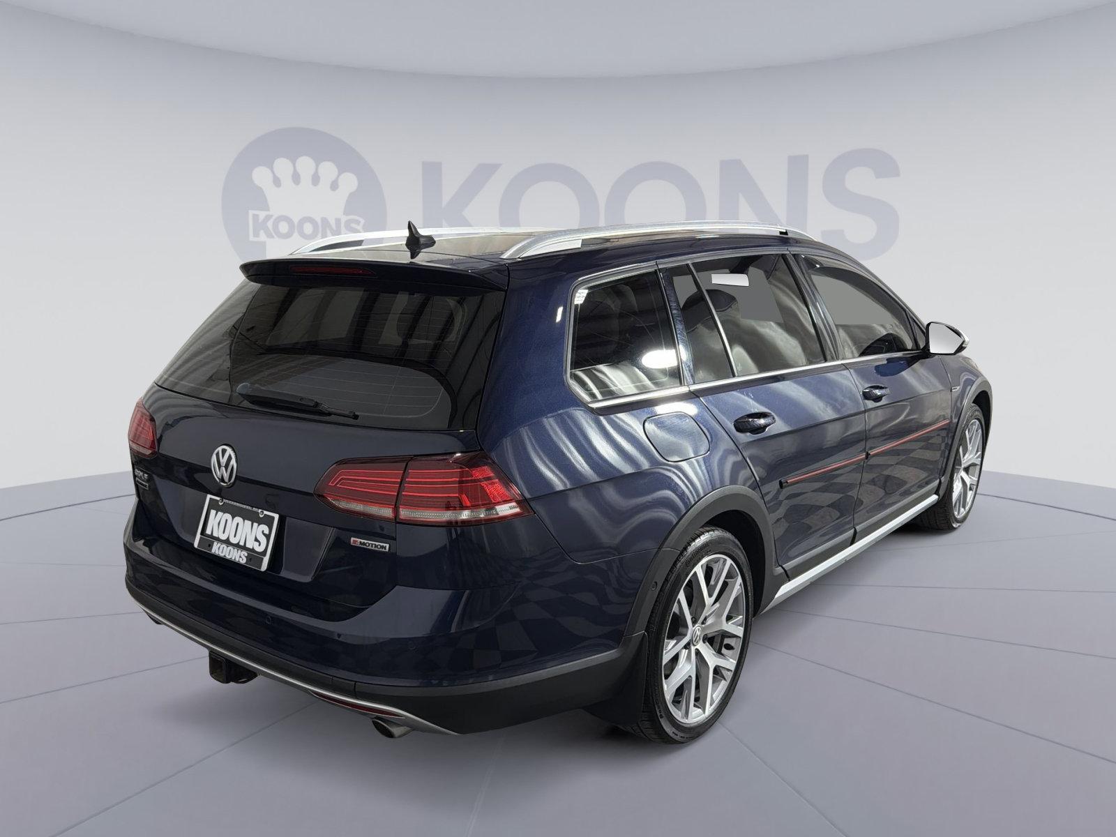 Used 2019 Volkswagen Golf Alltrack SE AWD/4WD image 7