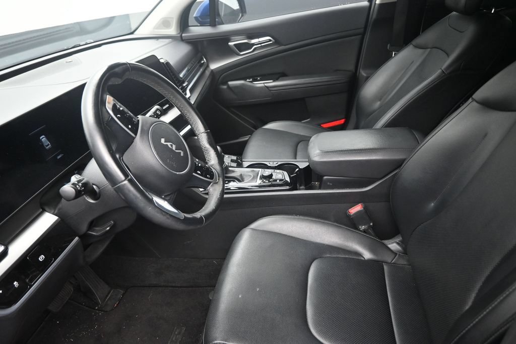 Used 2024 Kia Sportage EX FWD image 12