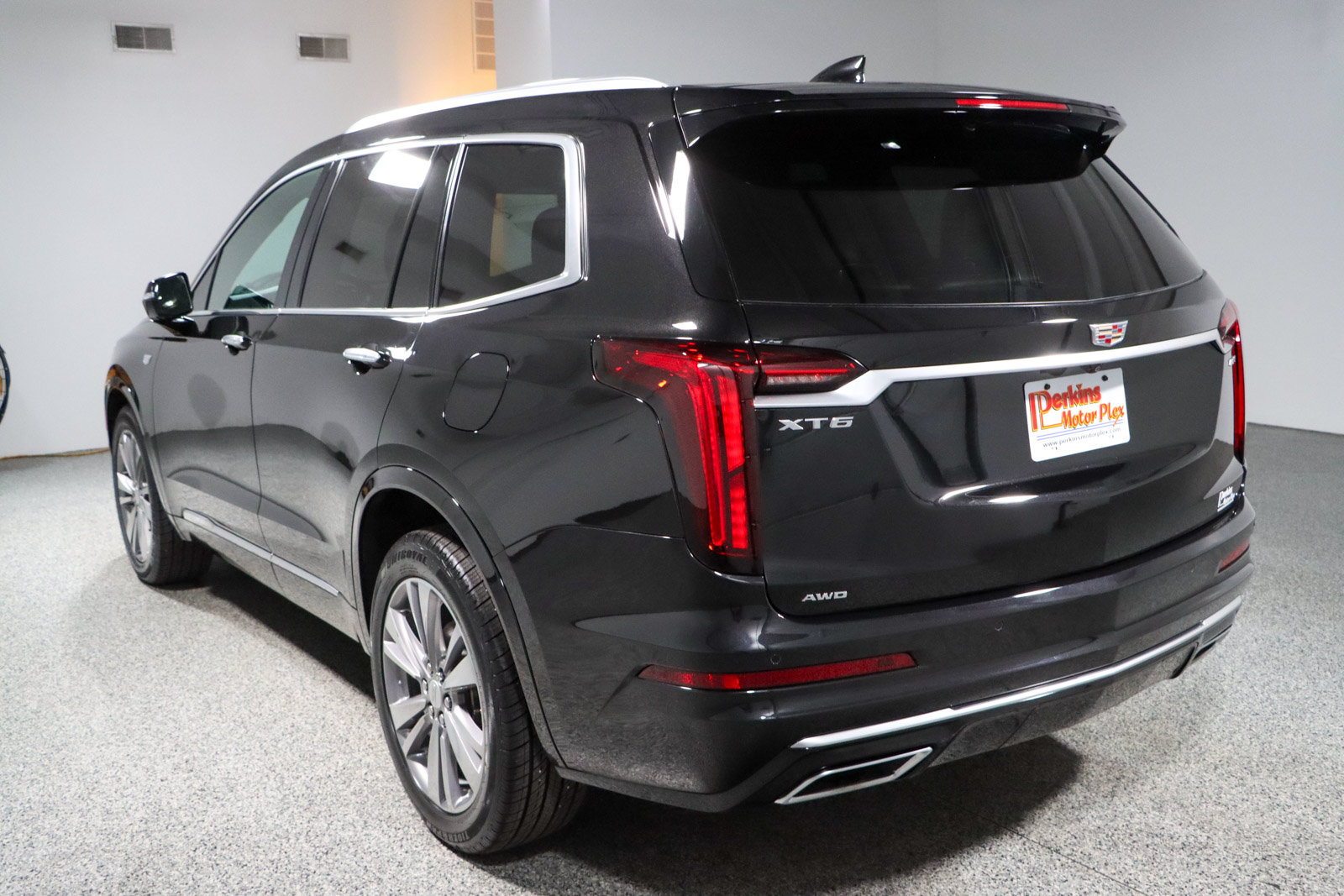 Used 2024 Cadillac XT6 Premium Luxury AWD/4WD image 9