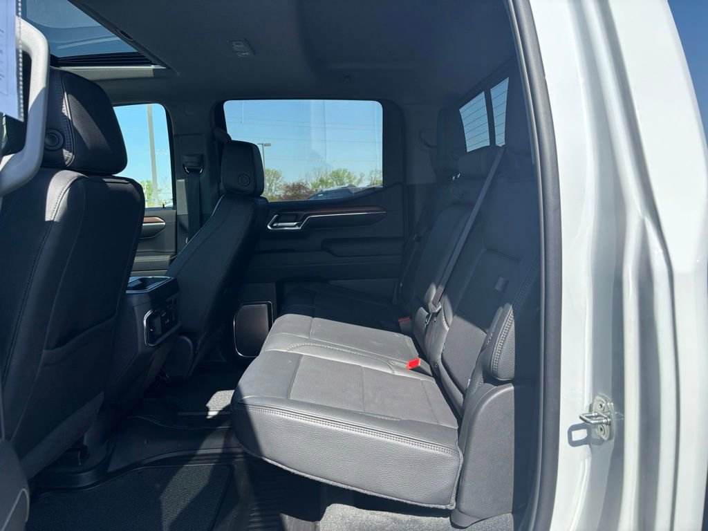 Used 2024 GMC Sierra 1500 Denali w/ Denali Reserve Package AWD/4WD image 18