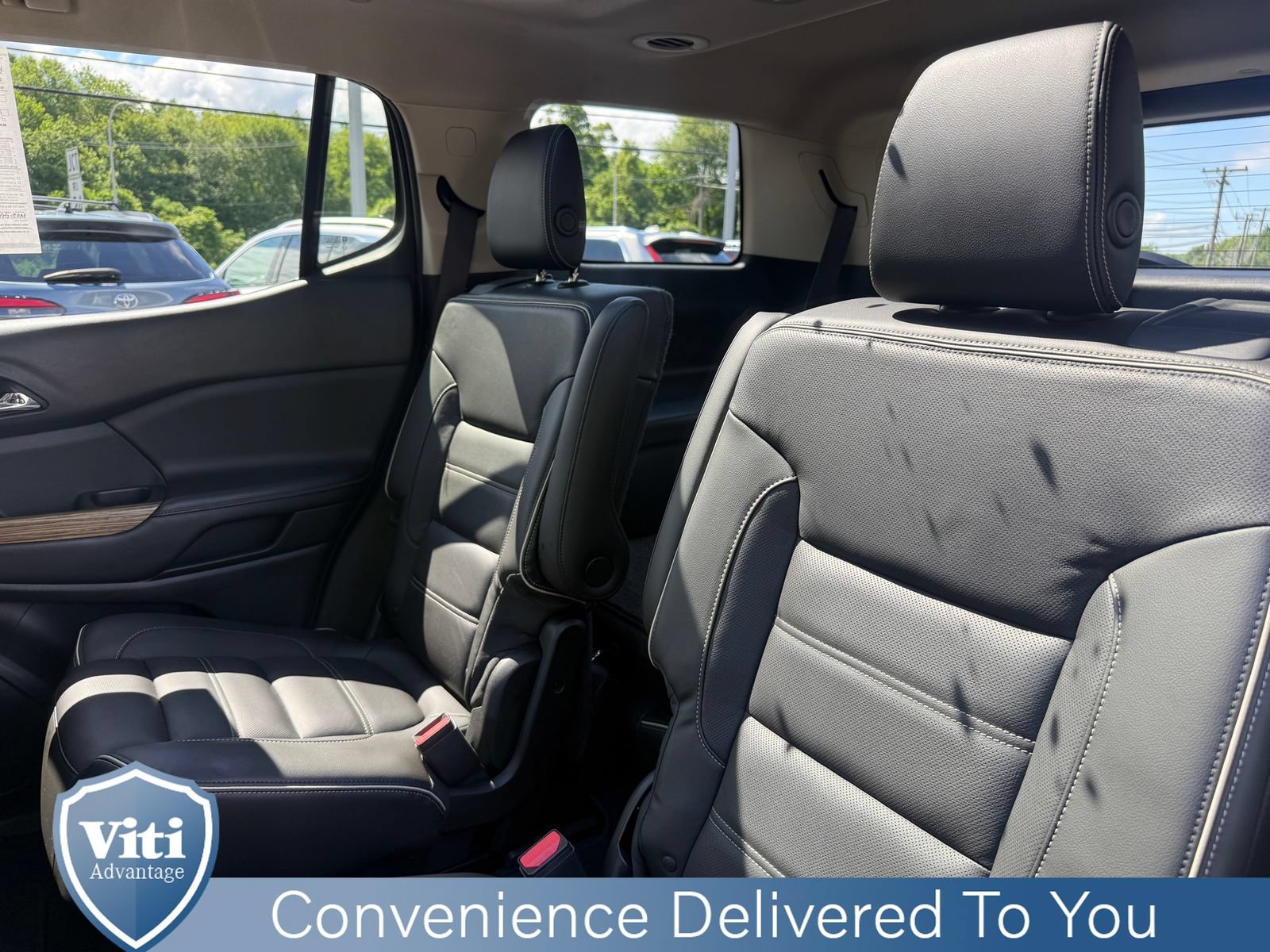 Used 2017 GMC Acadia Denali w/ Technology Package AWD/4WD image 22