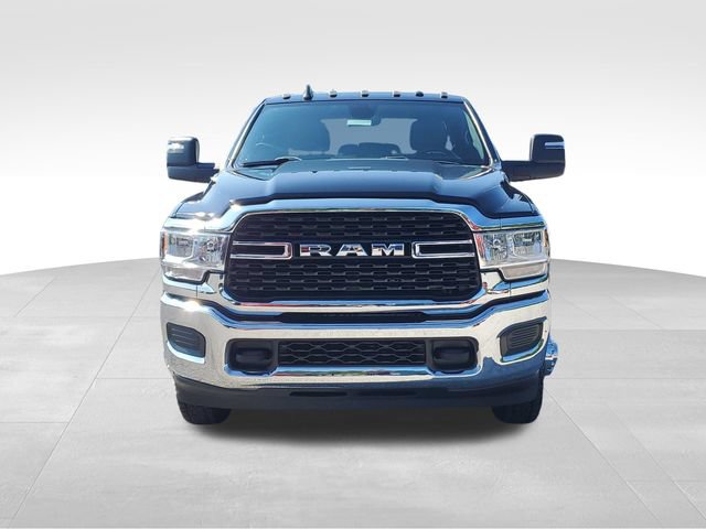 Used 2023 RAM 3500 Big Horn AWD/4WD image 2