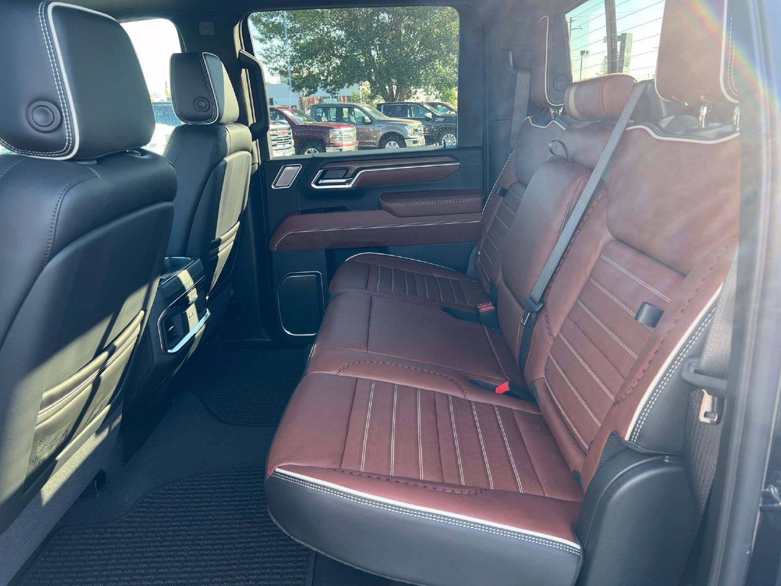 New 2026 GMC Sierra 3500 Denali Ultimate AWD/4WD image 24
