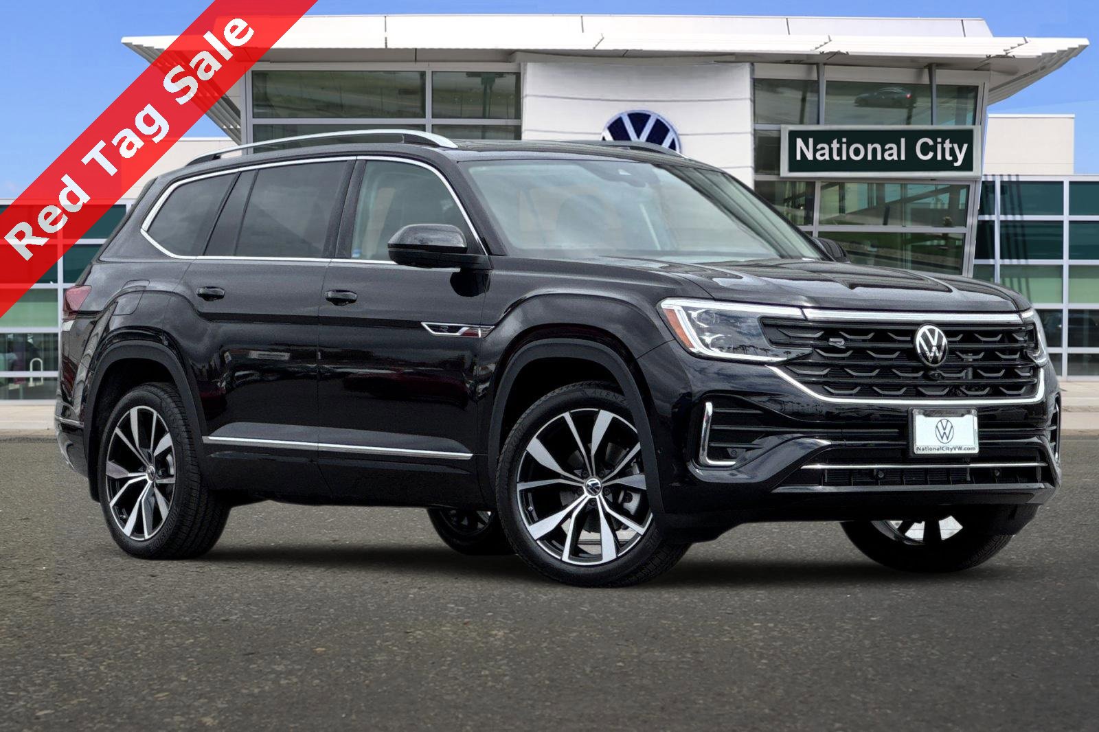 New 2025 Volkswagen Atlas SEL Premium R-Line image 2