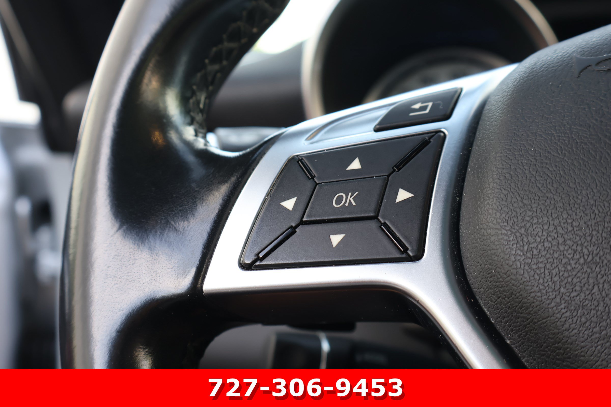 Used 2016 Mercedes-Benz SLK 300 image 19