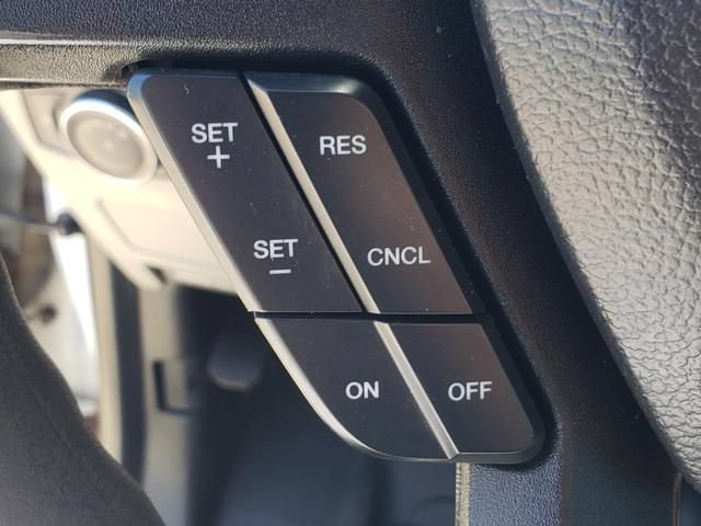 Used 2018 Ford F350 XL AWD/4WD image 26