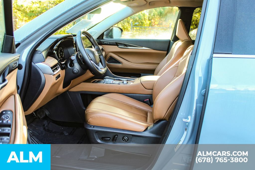 Used 2025 INFINITI QX60 Sensory image 16