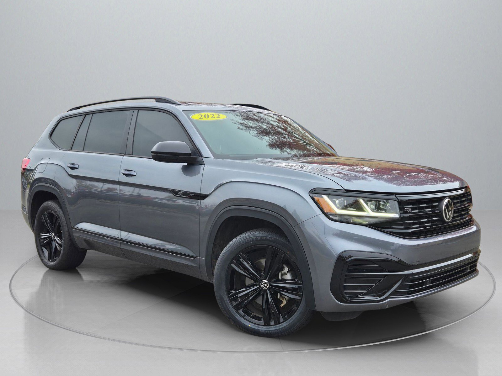 Used 2022 Volkswagen Atlas SEL R-Line image 10