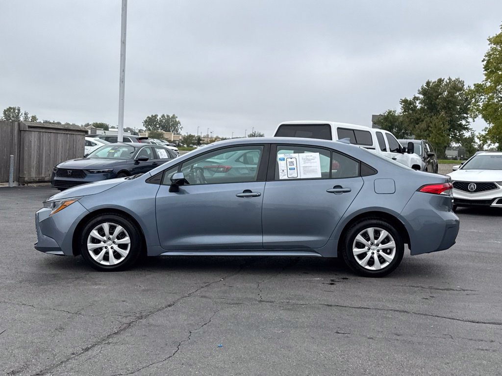 Used 2024 Toyota Corolla LE FWD image 4