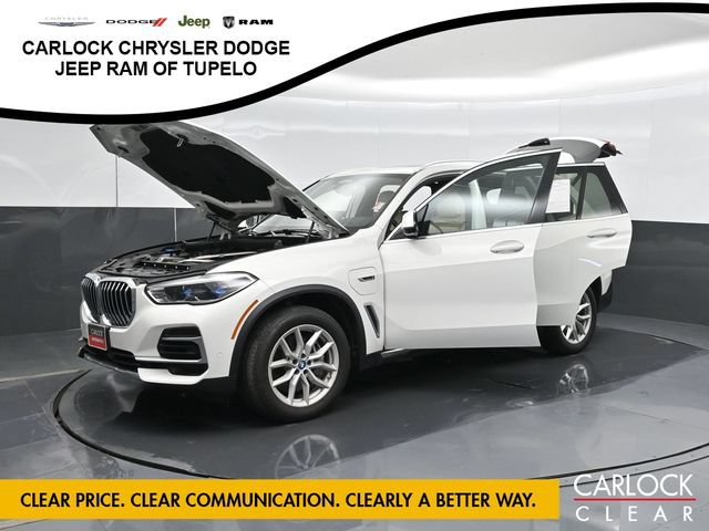 Used 2022 BMW X5 xDrive45e w/ Executive Package AWD/4WD image 57