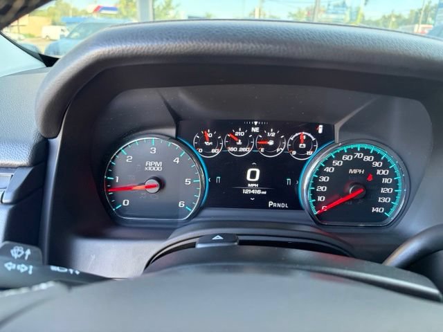 Used 2017 Chevrolet Suburban LT AWD/4WD image 22