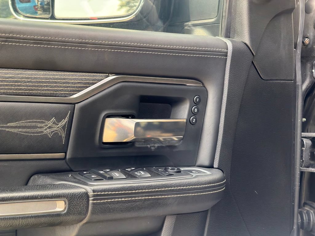 Used 2019 RAM 3500 Limited AWD/4WD image 12