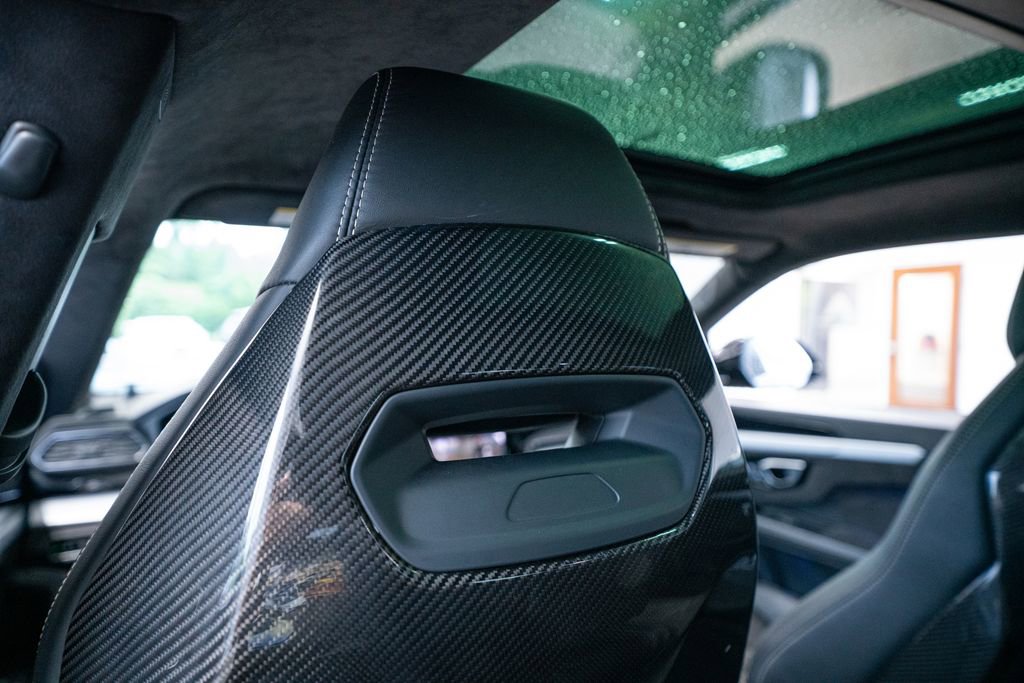 Used 2021 Lamborghini Urus AWD/4WD image 56