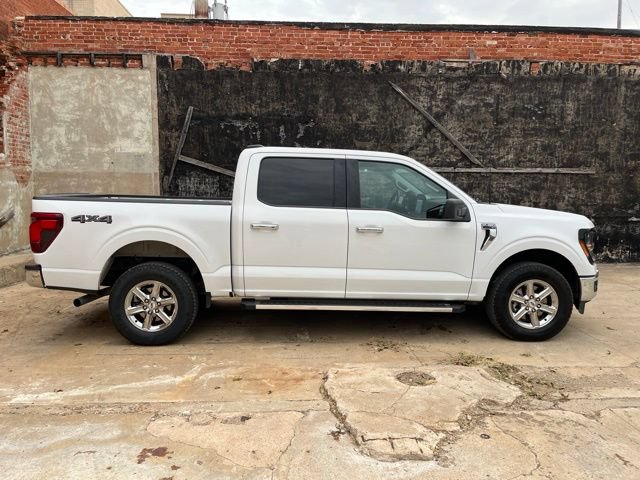 Used 2025 Ford F150 XLT w/ Equipment Group 301A Standard AWD/4WD image 9