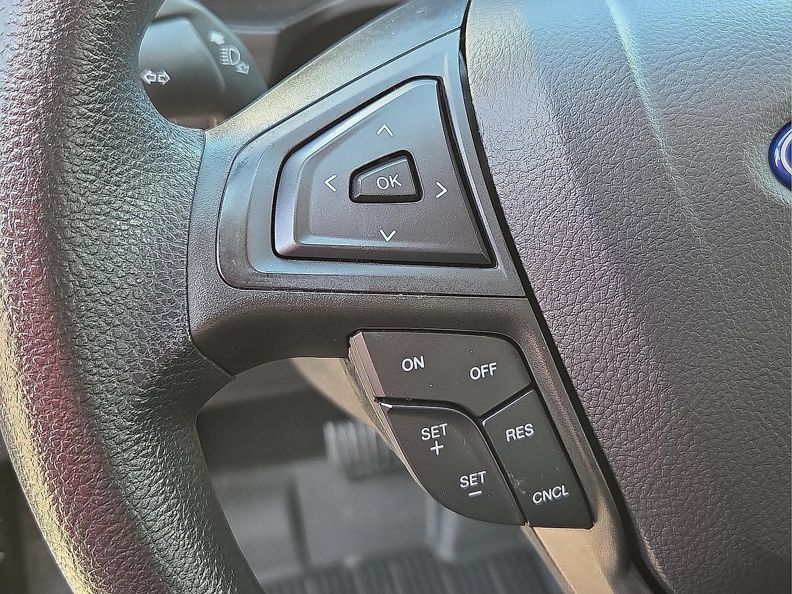 Used 2024 Ford Edge SE AWD/4WD image 12