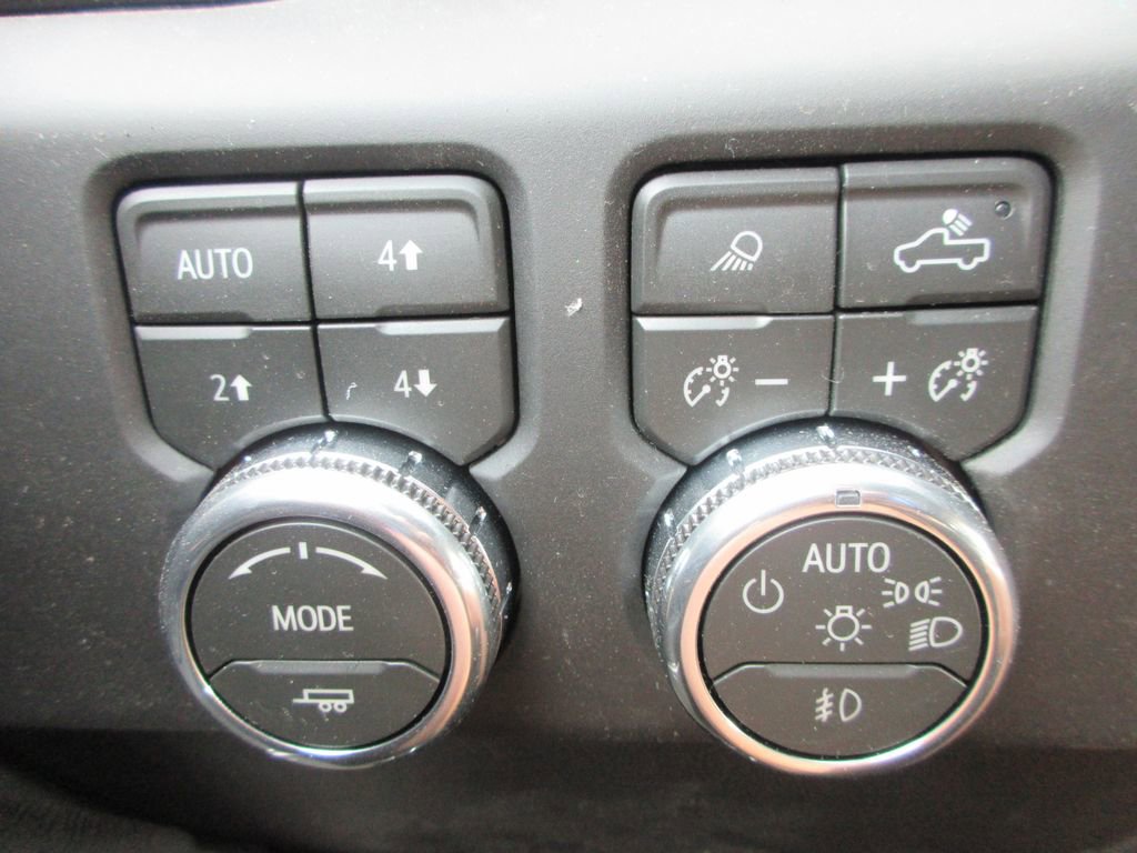 New 2026 GMC Sierra 1500 AT4X image 18