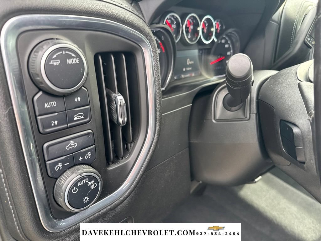 Used 2021 Chevrolet Silverado 1500 LT AWD/4WD image 10