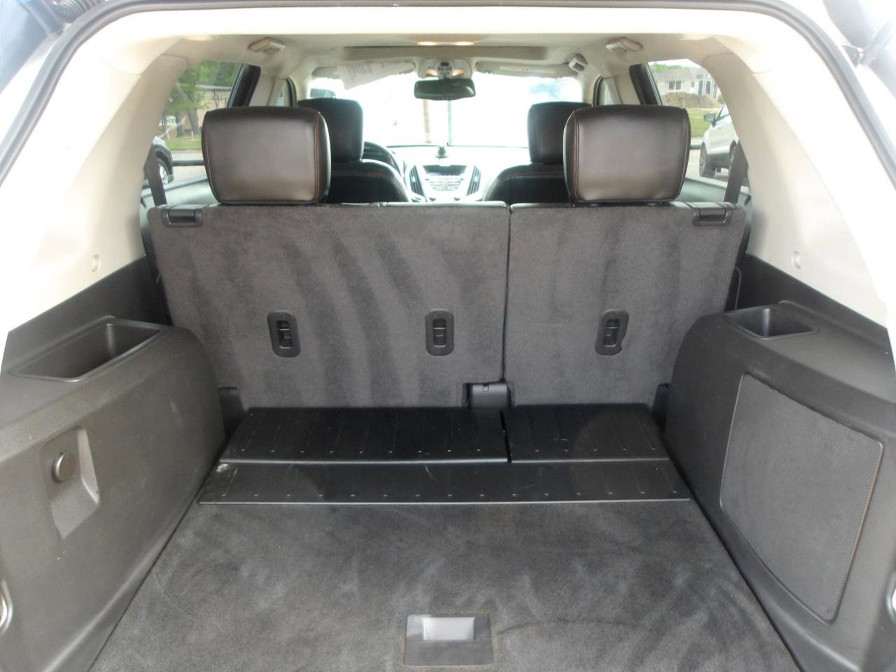 Used 2011 GMC Terrain SLT FWD image 13
