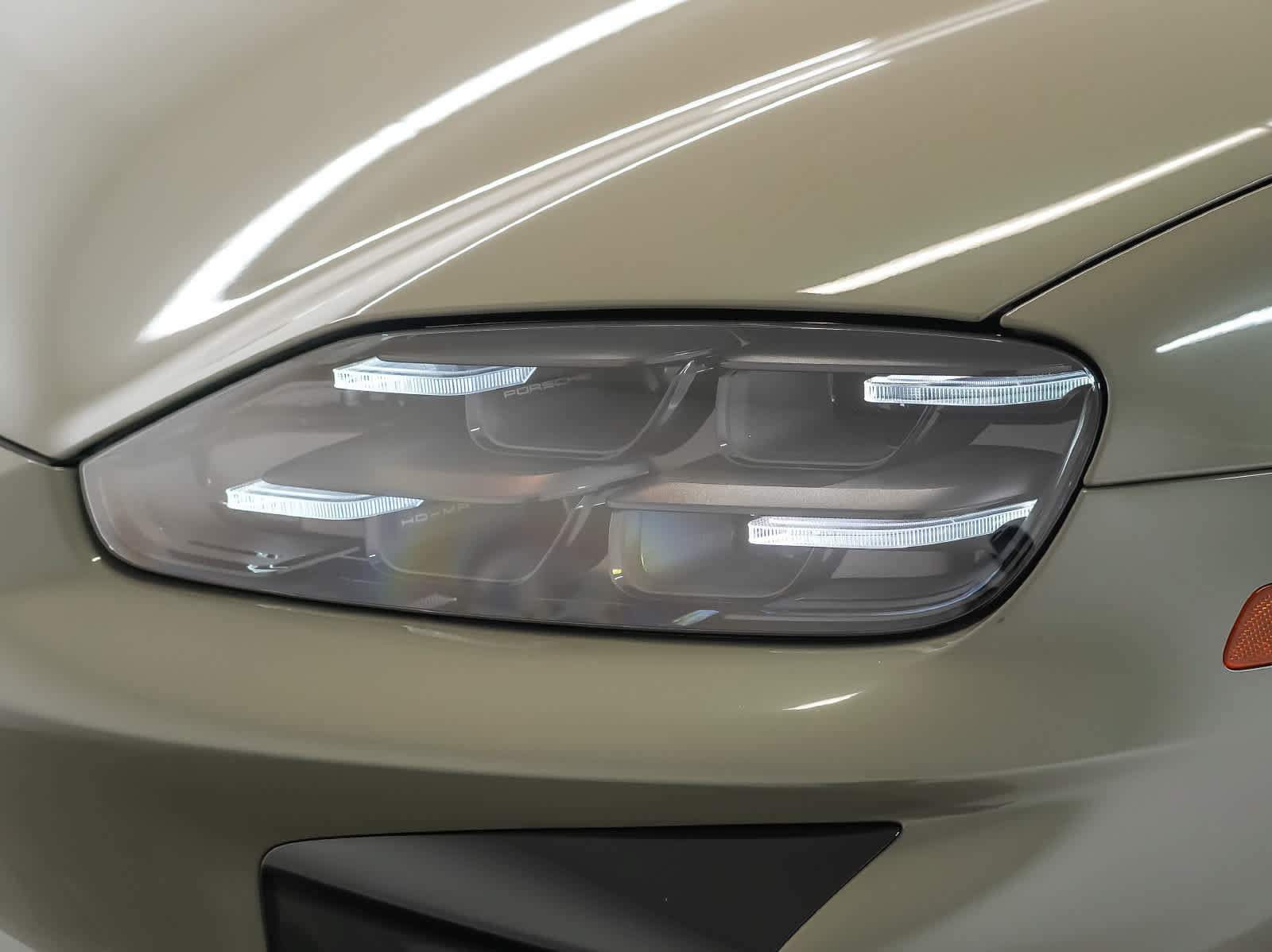New 2026 Porsche Cayenne Turbo Electric AWD/4WD image 11