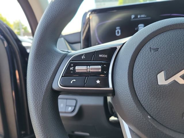Certified 2026 Kia Seltos LX FWD image 16