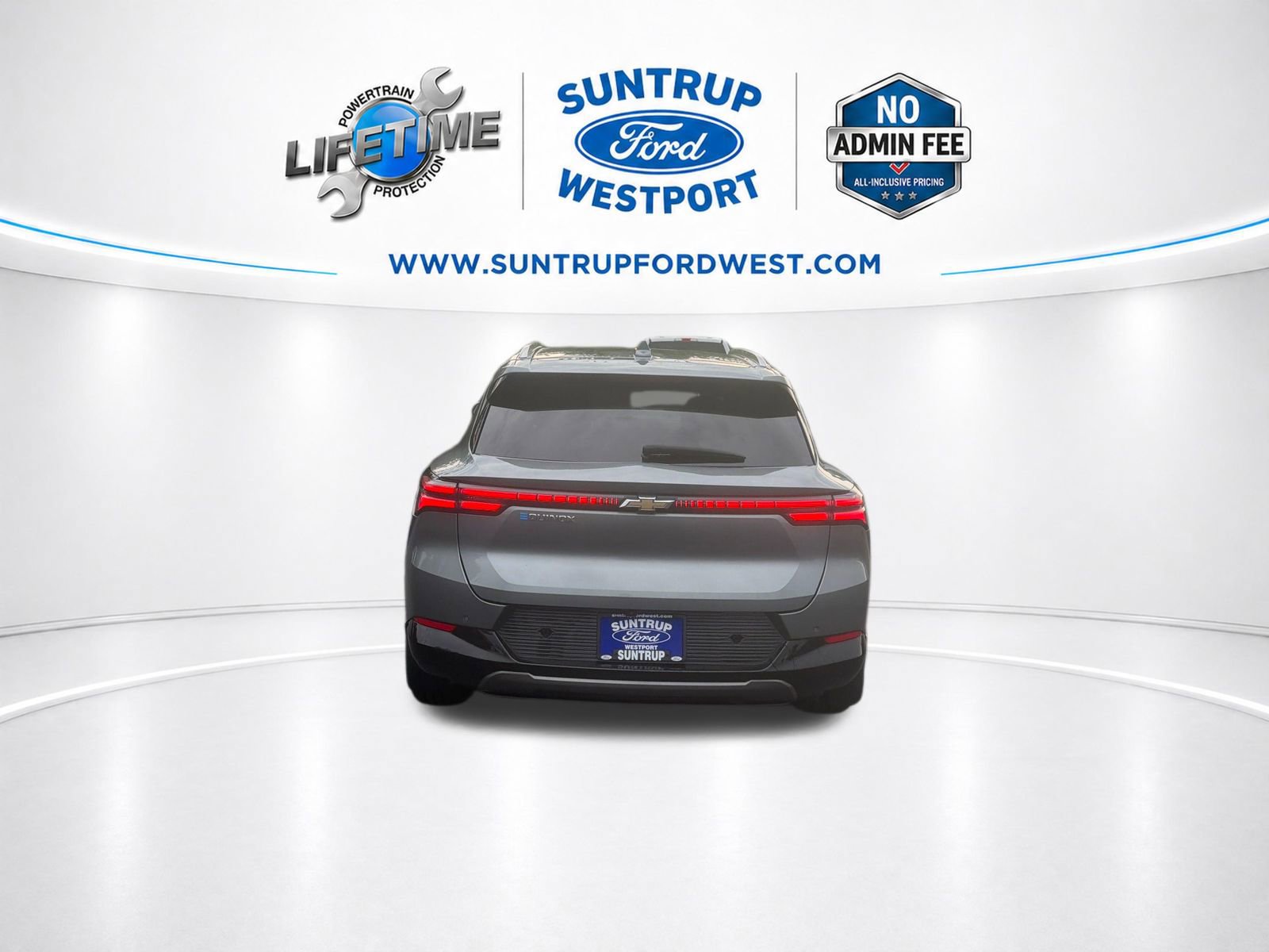 Used 2024 Chevrolet Equinox EV LT w/ LPO, Active Package FWD image 6