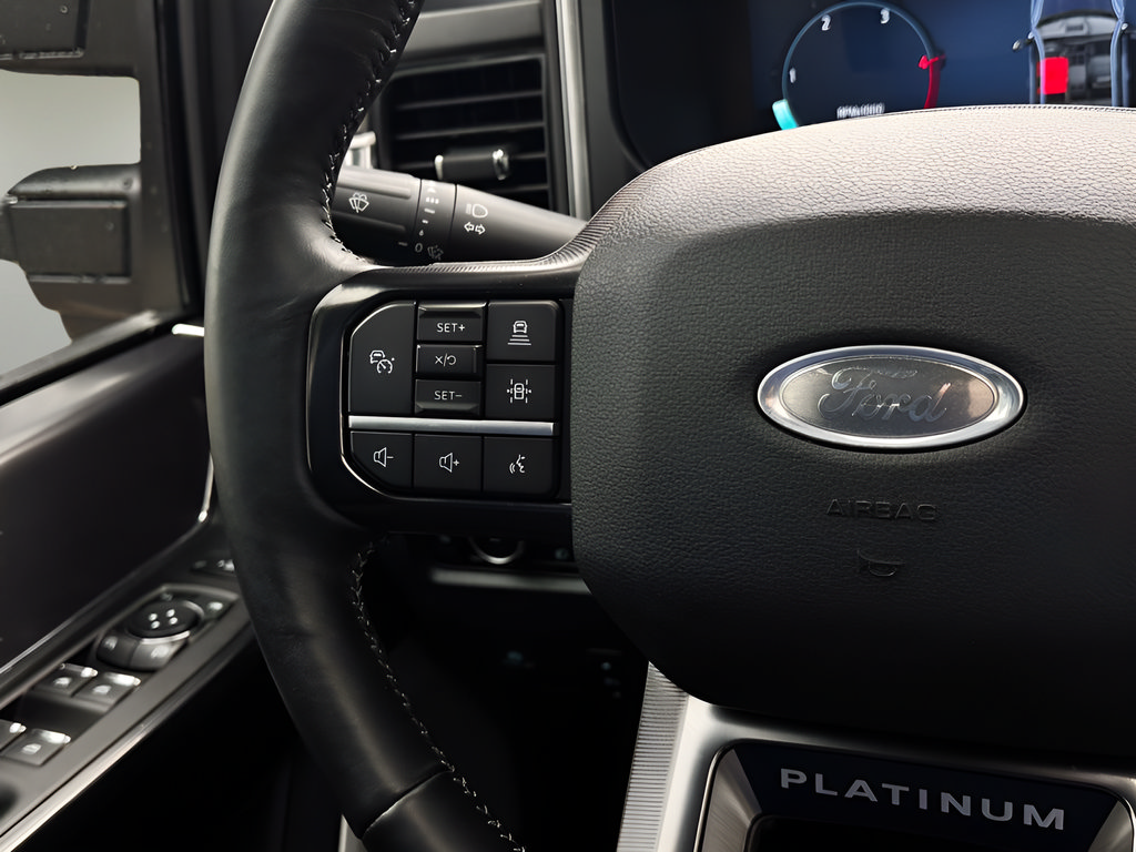 Used 2026 Ford F350 Platinum w/ FX4 Off-Road Package AWD/4WD image 19