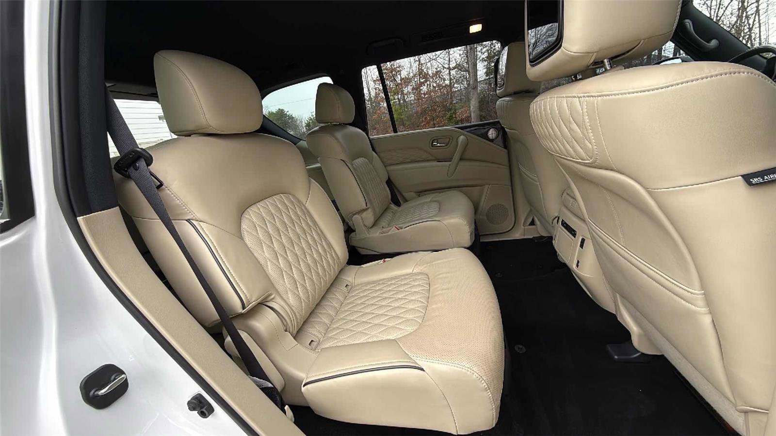 Used 2023 INFINITI QX80 Sensory w/ All-Season Package image 24