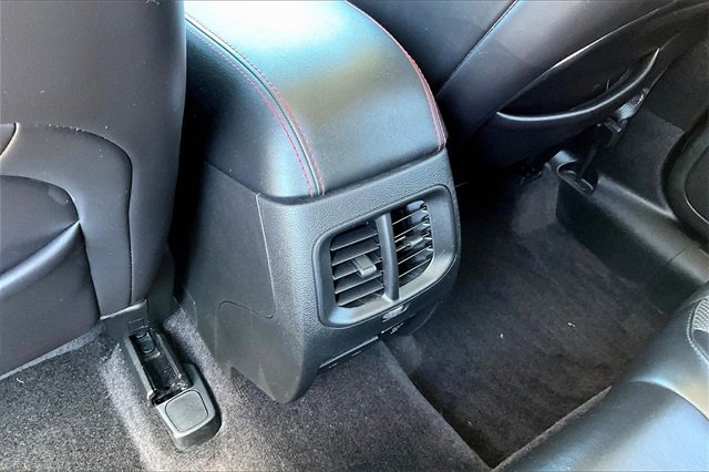 Used 2019 Jeep Cherokee Trailhawk image 25