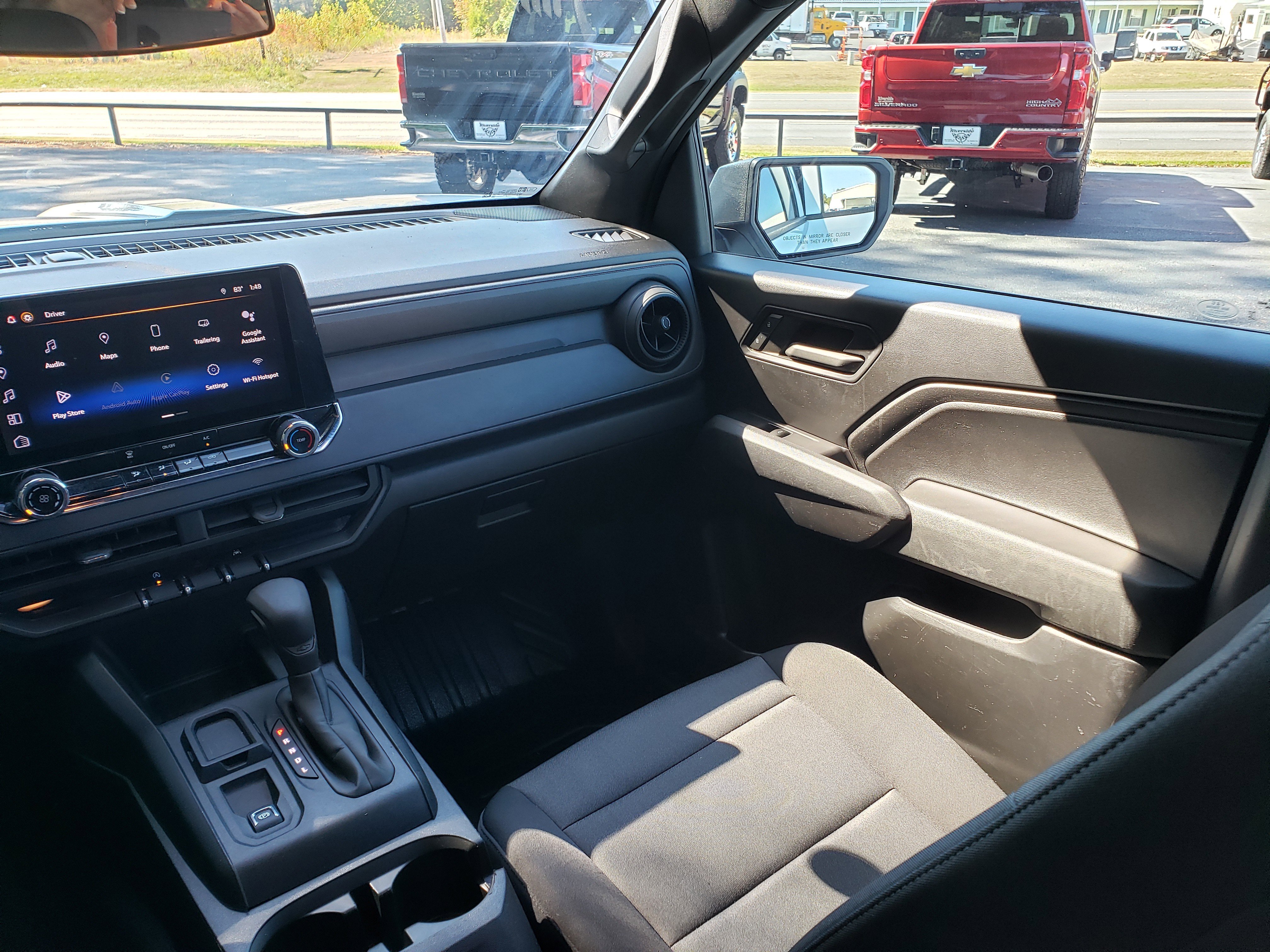 Used 2023 Chevrolet Colorado W/T image 22