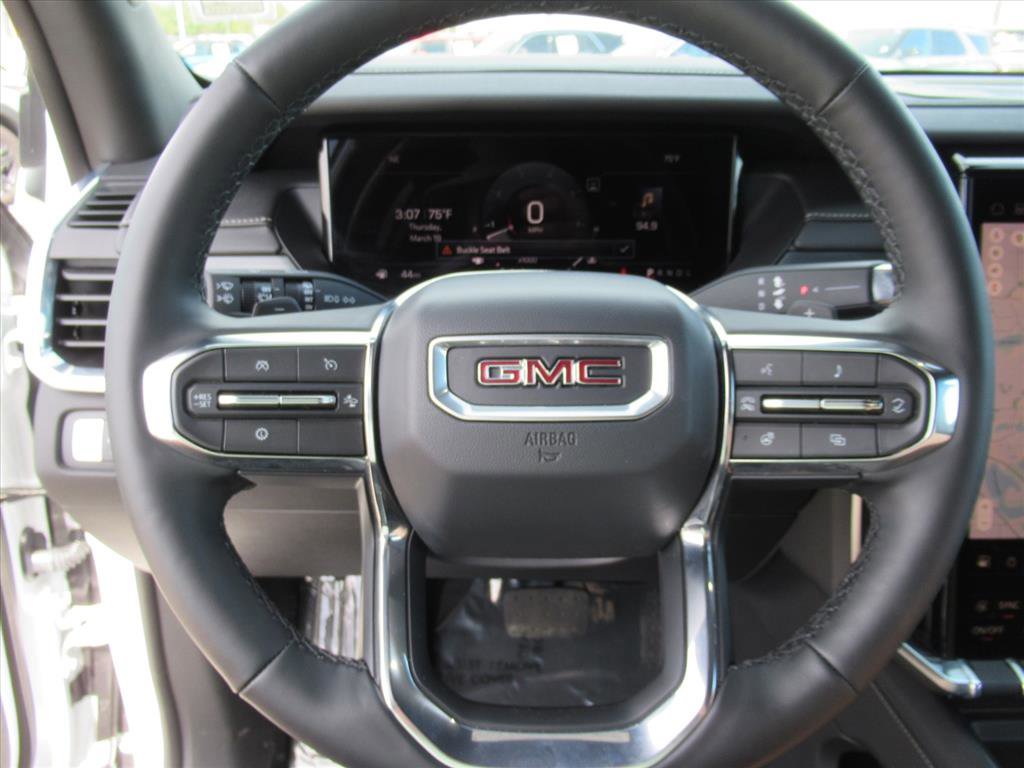 Used 2025 GMC Acadia Elevation image 23