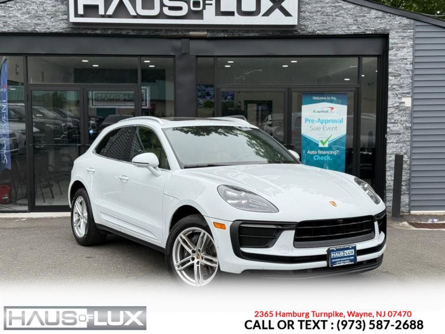 Used 2022 Porsche Macan image 2