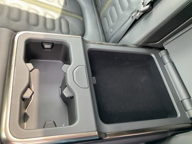 Used 2022 Rivian R1T Adventure image 34