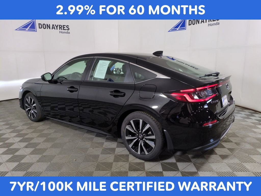 Certified 2024 Honda Civic EX-L image 3