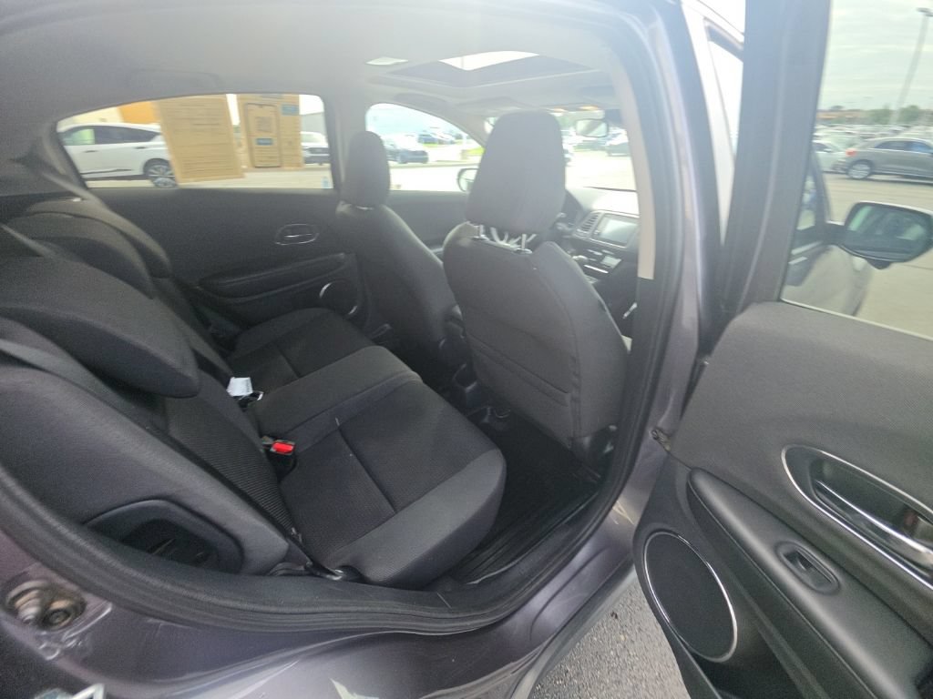 Used 2022 Honda HR-V EX image 31