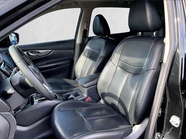 Used 2019 Nissan Rogue SL w/ Premium Package image 27