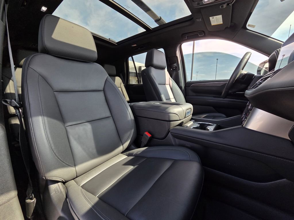 Used 2024 Chevrolet Tahoe Z71 w/ Luxury Package image 31