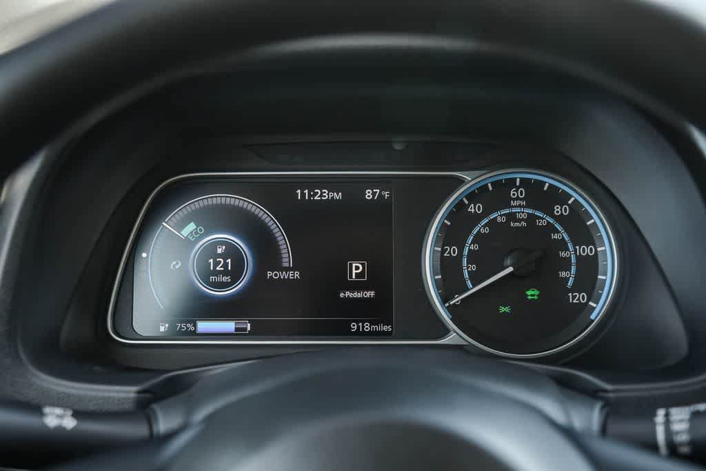 Used 2022 Nissan Leaf S FWD image 23
