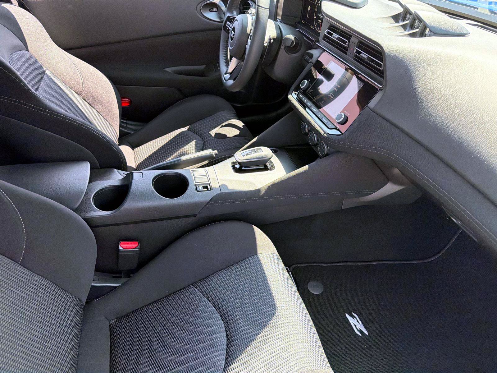 Used 2025 Nissan Z Sport w/ Floor Mat Package RWD image 11