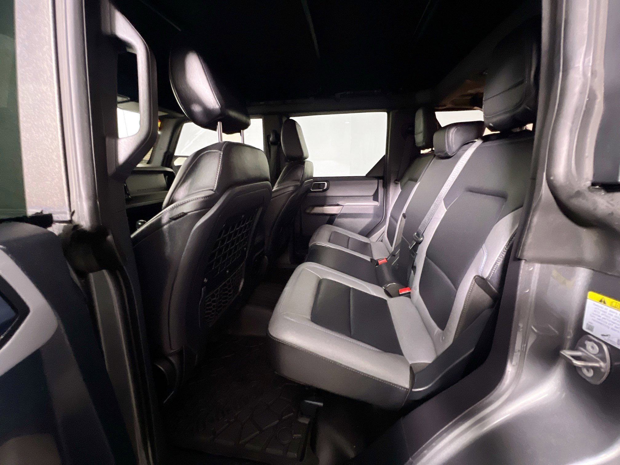 Used 2022 Ford Bronco Black Diamond w/ Sasquatch Package image 29