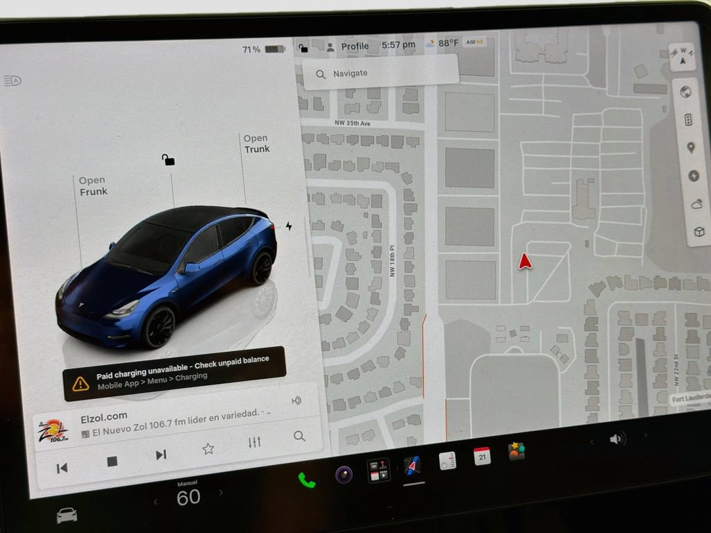 Used 2024 Tesla Model Y Performance AWD/4WD image 13