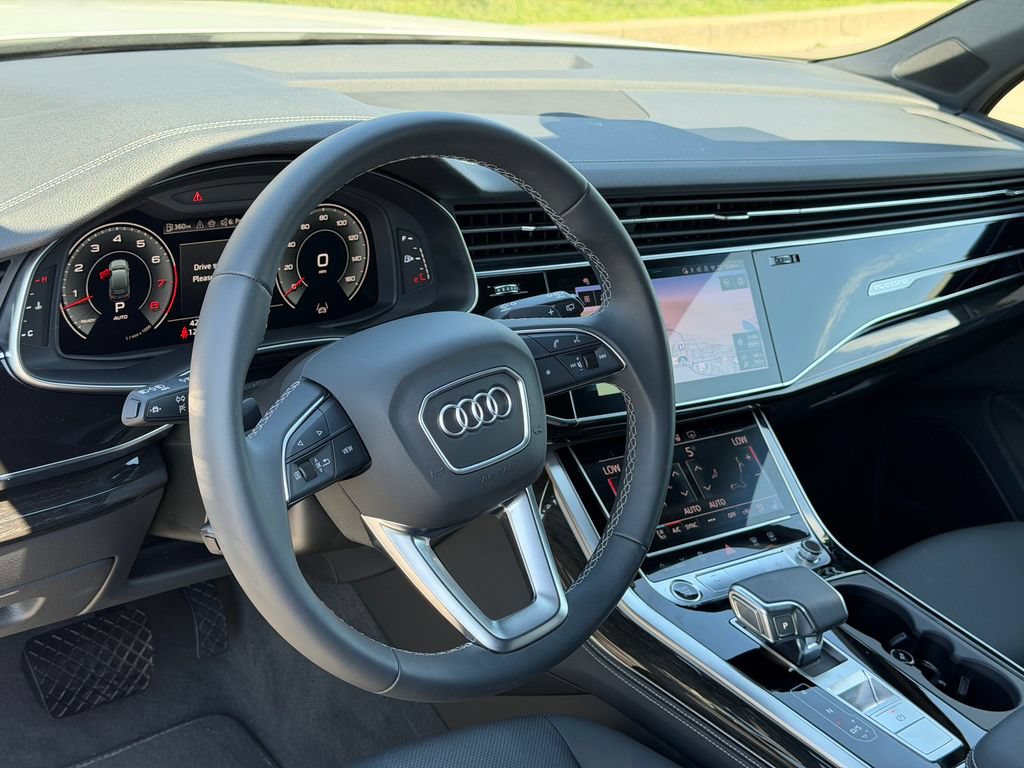 New 2026 Audi Q7 3.0T Premium Plus AWD/4WD image 15