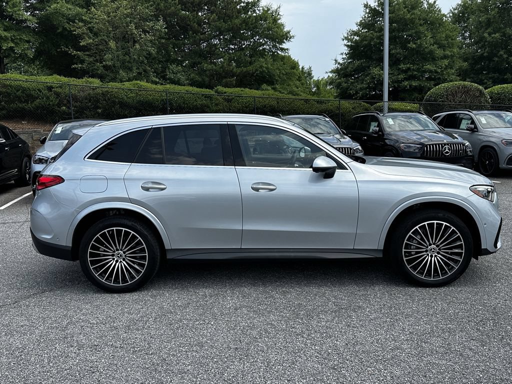 Certified 2024 Mercedes-Benz GLC 300 image 9