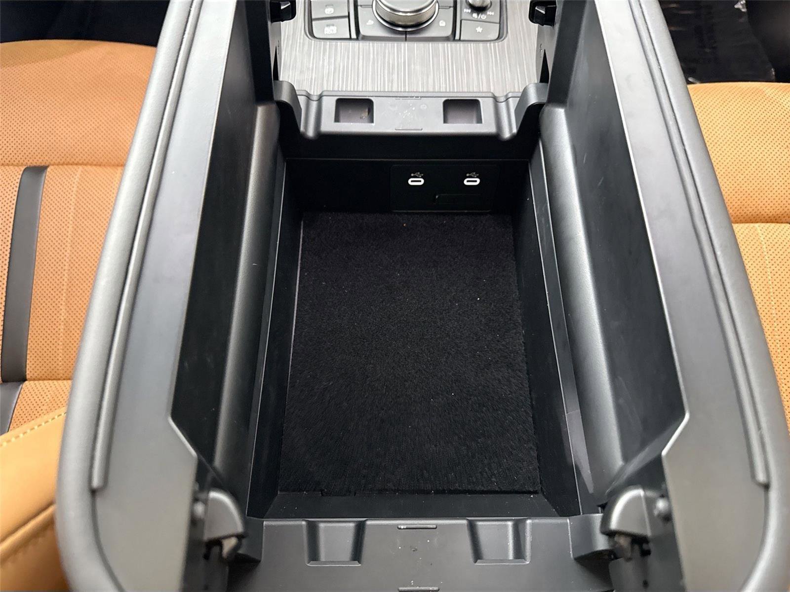 Certified 2025 MAZDA CX-70 3.3 Turbo S w/ Premium Plus image 35