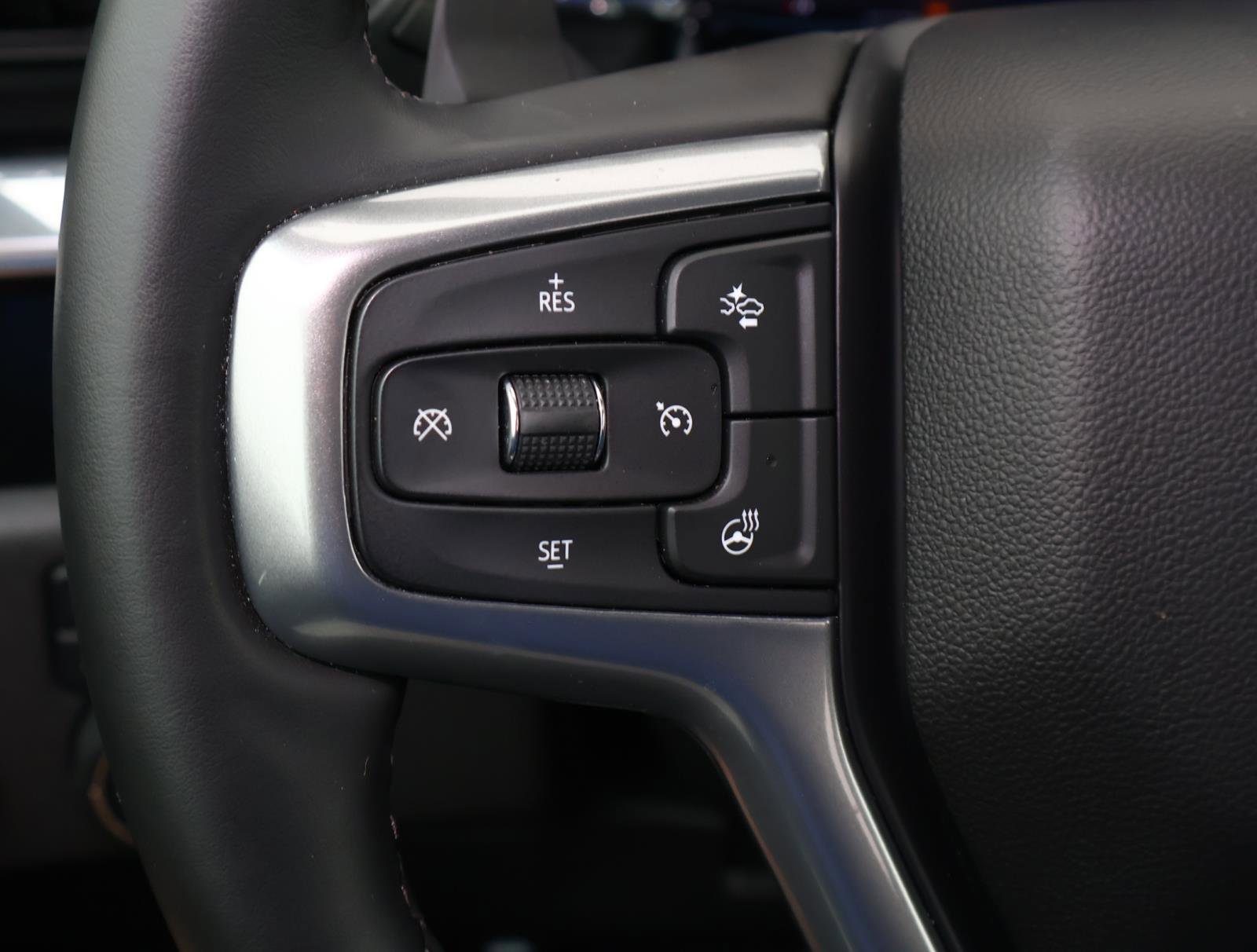 Used 2025 Chevrolet Silverado 1500 LT Trail Boss w/ Convenience Package II AWD/4WD image 25