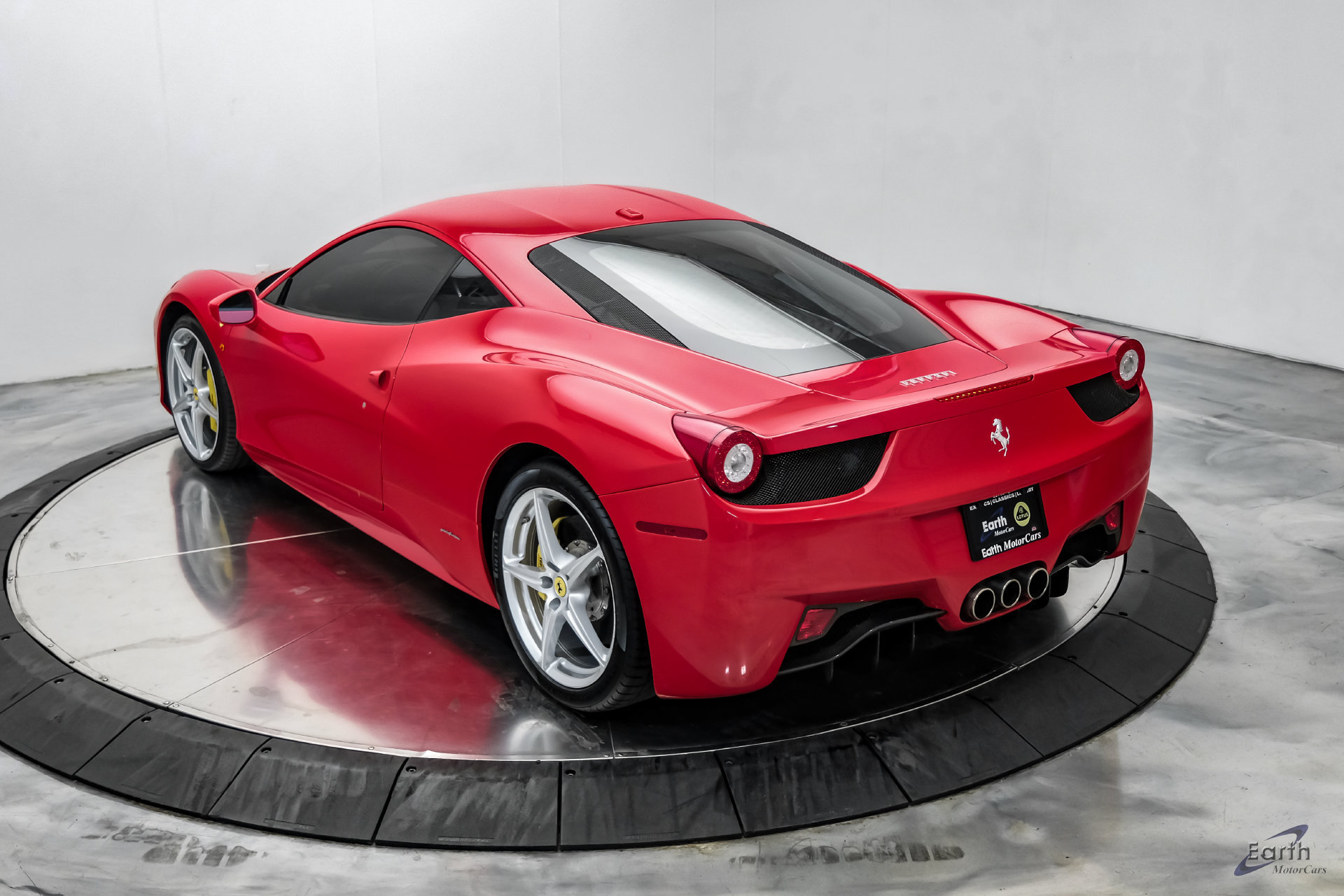 Used 2014 Ferrari 458 Italia Coupe RWD image 14