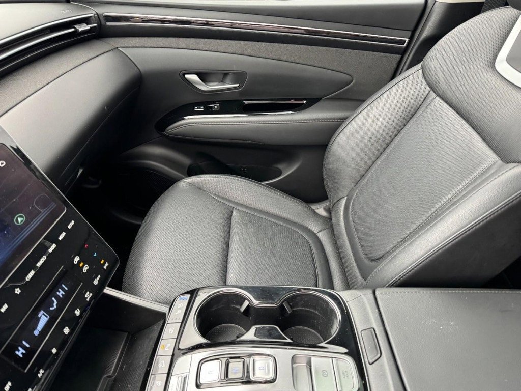 Certified 2024 Hyundai Tucson Limited image 14