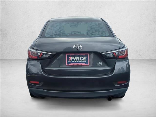 Used 2018 Toyota Yaris iA FWD image 7